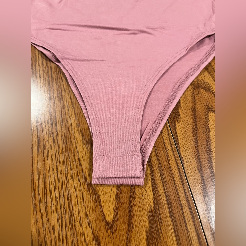 NWT Zenana Dusty Rose Bodysuit - Small - Picture 3 of 10